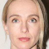 Ursina Lardi Nua