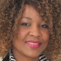 Valerie McIntosh Nua