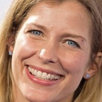 Valerie Niehaus Nua