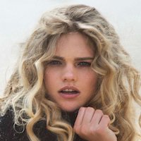 Valerie Van Der Graaf Nua