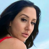 Vanessa Blake Nua