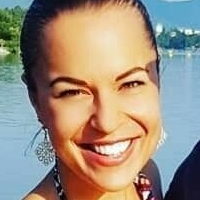 Vanessa Kuzmich Nua