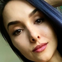 Vanessa Serros Nua