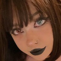 venomous_dolly Nua