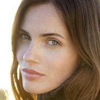 Veronica Hugo Nua
