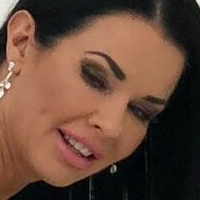 veronicaavluv Nua