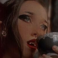 vialwoodvampire Nua