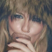 Victoria De Angelis (Maneskin bassist) Nua