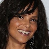 Victoria Rowell Nua