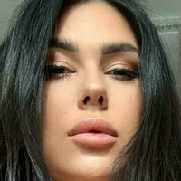 vikkikiss Nua