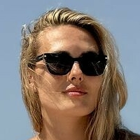 Viktoriia Tkachuk Nua