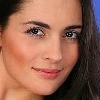 Viktoriya Poltorak Nua