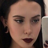 Violette Nua