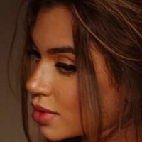 Vitória Lara Nua