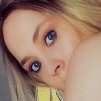 wetlittleblonde Nua