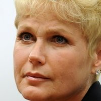 Xuxa Meneghel Nua