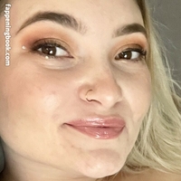xxxsabrinamay Nua