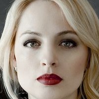 Yanina Studilina Nua