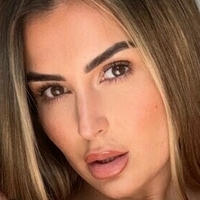 Yasmine Fox Nua