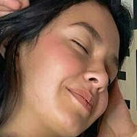 yogaalin Nua