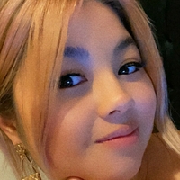 yoitsvivian Nua