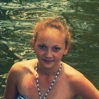 Yuliya Denisova Nua