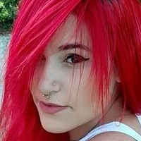 Yumi Mello Nua