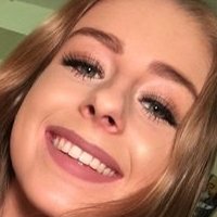 Zoe Taylor Nua