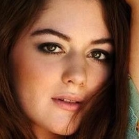 Zoelle Frick Nua