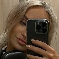 Zuzana Kardos Nua