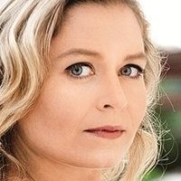 Zuzana Onufrakova Nua